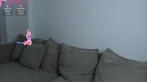 adelexx_zll online show from June 18, 9:14 am