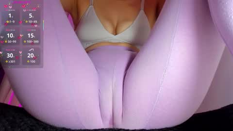 adelinaconte1 online show from February 16, 3:34 pm