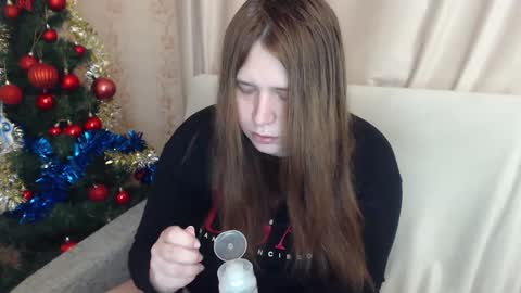 adelinalawson online show from January 7, 6:45 pm