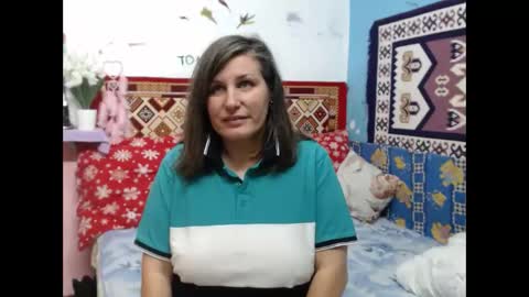 Snapshot of adelineblueeyes chatting on October 23, 9:26 am Larisa online show from October 23, 9:26 am