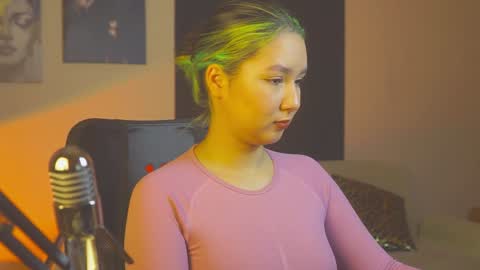 Adelina online show from December 8, 3:24 pm