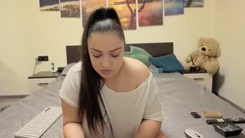 Adellineee online show from February 7, 10:13 pm