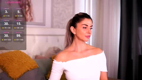 Snapshot of adelyn_chase chatting on October 22, 9:47 am Adelyn online show from October 22, 9:47 am