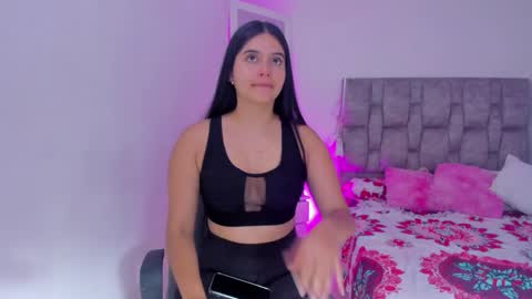   online show from November 28, 5:05 pm