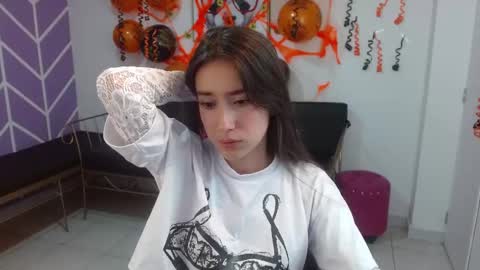 Adhara online show from October 21, 1:04 pm