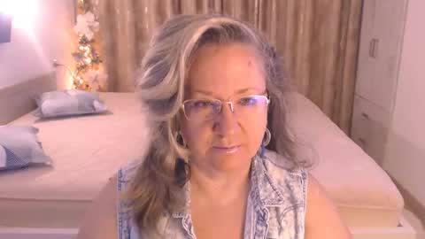 Cryna online show from December 2, 6:59 am