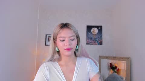 Adriana online show from March 8, 1:12 pm