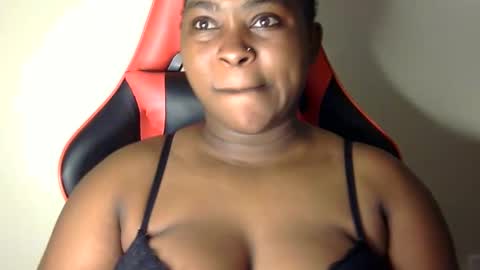 stella online show from October 6, 4:12 pm