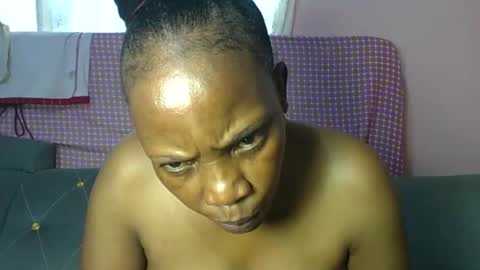 african_divaa online show from February 25, 8:24 am