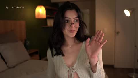 Emma online show from December 18, 11:20 pm