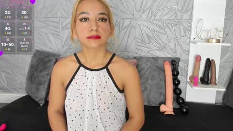 Agatadelphine online show from September 29, 1:16 pm