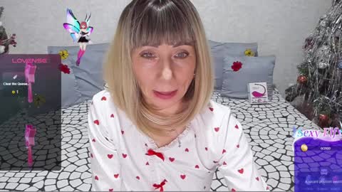 Snapshot of agatafox chatting on January 8, 12:15 pm Agata online show from January 8, 12:15 pm