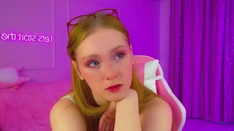 AgataFoxley online show from October 12, 6:49 am