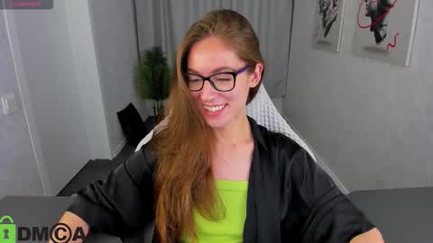 agnes wells online show from October 29, 9:35 am