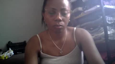 Aicha boobs online show from November 10, 11:27 am