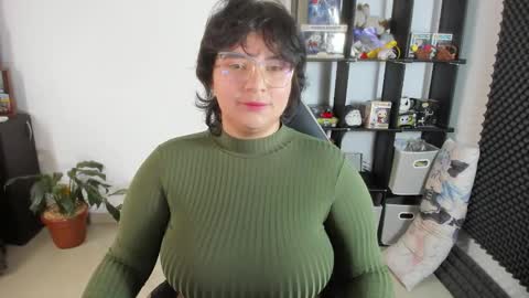 Catalina online show from February 5, 12:38 pm