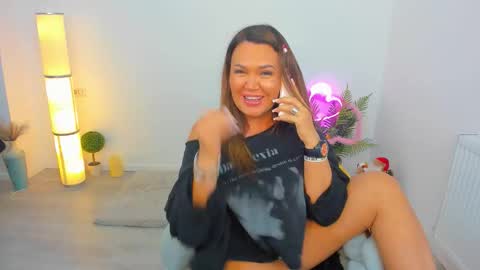 Aileen online show from November 30, 5:06 pm