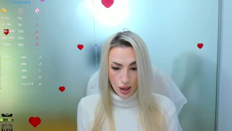 Allie  online show from November 17, 8:59 am