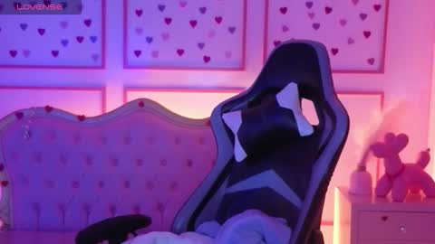 ailen online show from October 24, 2:51 am