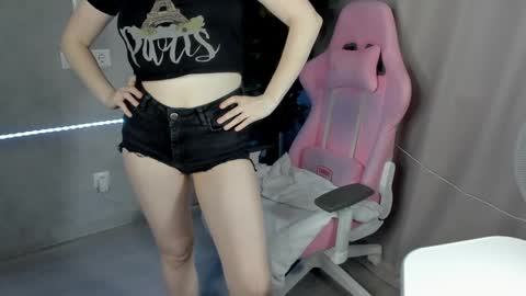 Aina online show from February 5, 11:55 am