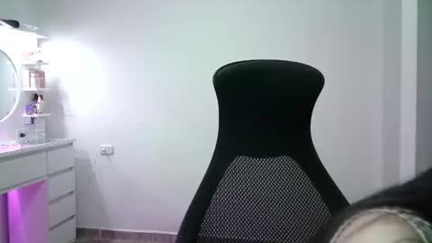 AINE online show from December 2, 1:29 am