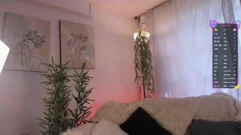 Aisha online show from October 1, 2:55 pm