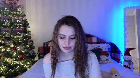 Aisha online show from December 17, 2:00 pm