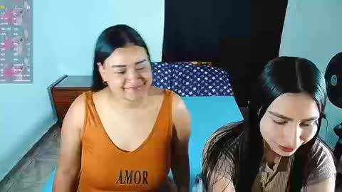 Snapshot of aisha_stacey0410 chatting on September 12, 3:30 pm aisha_stacey0410 online show from September 12, 3:30 pm