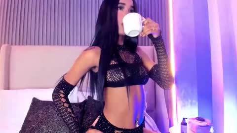 AishaValcazar online show from November 4, 2:05 am