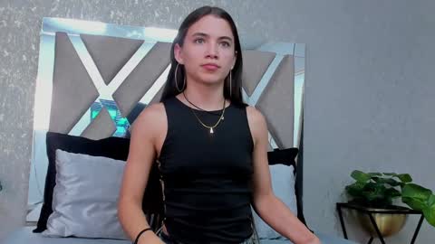 Snapshot of aitana_baker_ chatting on January 27, 12:37 pm little aitana  online show from January 27, 12:37 pm