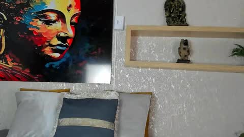 little aitana  online show from February 17, 4:01 am