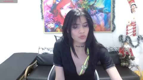 akalyy_ online show from January 7, 1:14 pm