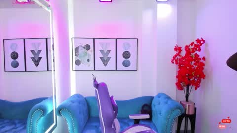 Azaka  online show from October 2, 12:21 pm