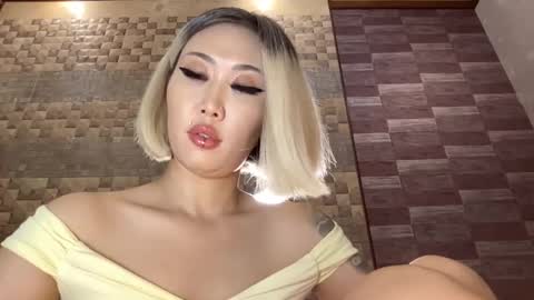 Akemi online show from September 18, 7:34 pm