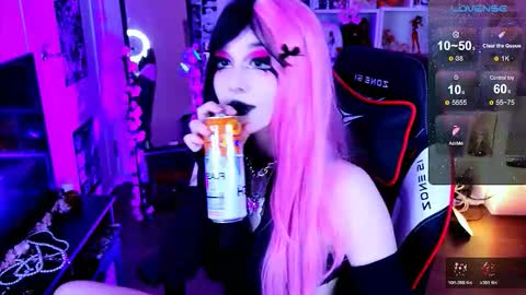 Aki online show from March 15, 9:28 pm