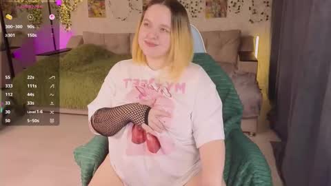 Aki online show from November 3, 11:03 am