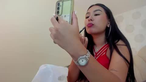 Snapshot of alahiacruz1 chatting on October 21, 8:02 pm A L A H I A online show from October 21, 8:02 pm
