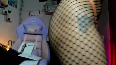 Alaia online show from February 10, 9:40 pm