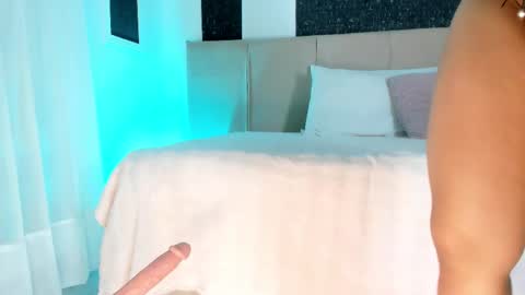 Alaia online show from February 25, 7:56 pm