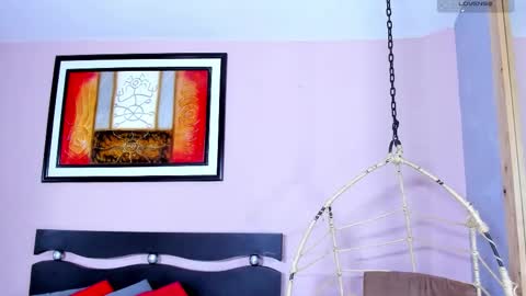     online show from November 28, 8:56 pm