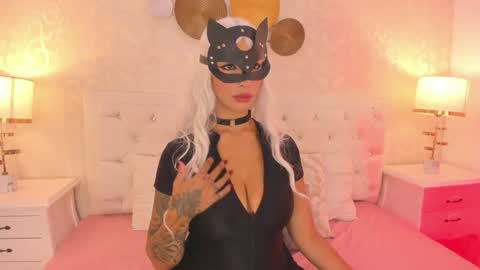 alana_2916 online show from January 13, 7:42 pm