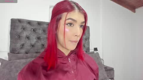 Alana online show from June 22, 1:19 pm