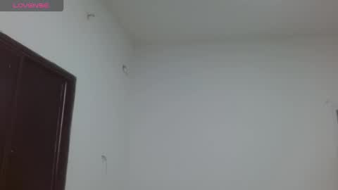 alana online show from December 14, 1:06 pm