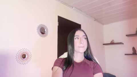 Maeve  online show from December 16, 11:38 am