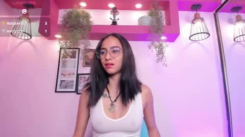 Alana online show from October 14, 1:46 pm