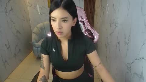 Alana online show from November 20, 8:21 pm