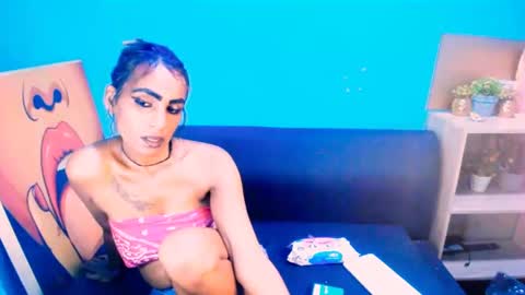 alanadelray online show from February 13, 7:03 am