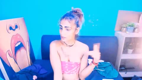 alanadelray online show from February 15, 6:23 pm