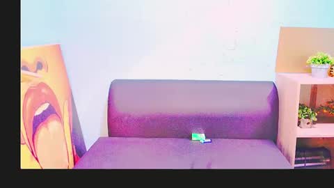 alanadelray online show from December 5, 6:32 am