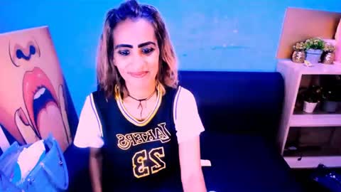 alanadelray online show from February 10, 8:20 am